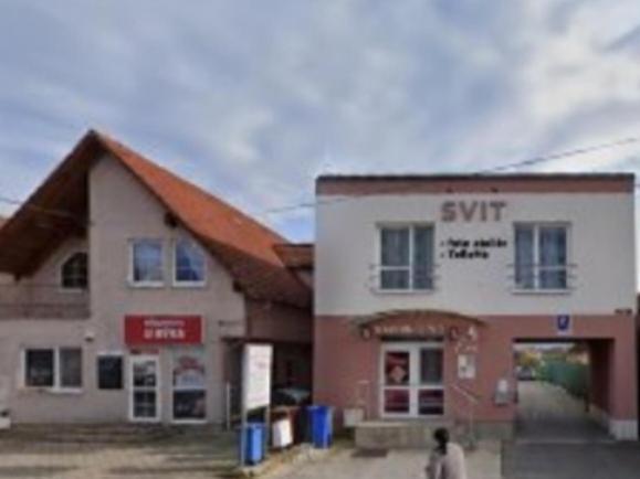 Apartman Chiarita Nemšová Exteriör bild